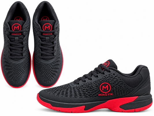 Chaussure multi-sport Magyk Revo noir et rouge / Magyk Revo multi-sport shoe black and red