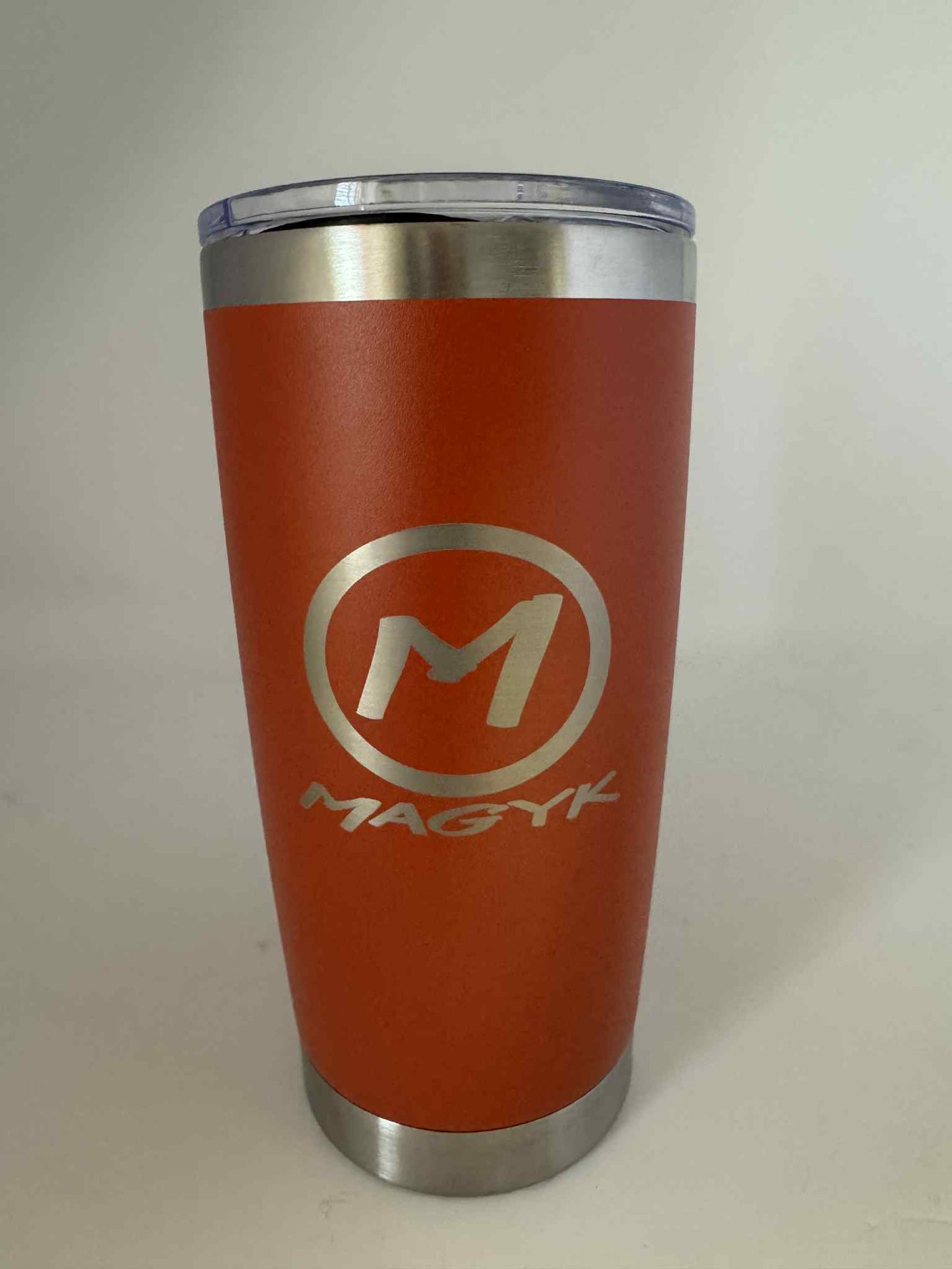 Tasse 20oz de voyage Magyk avec logo des vikings